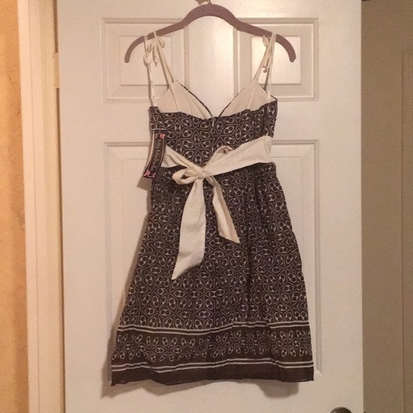 Cute Sundress Size 5 - Easter Dress- New With Tags - Picture 2 of 2